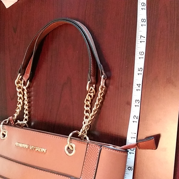 Ladies Handbag - Picture 9 of 10